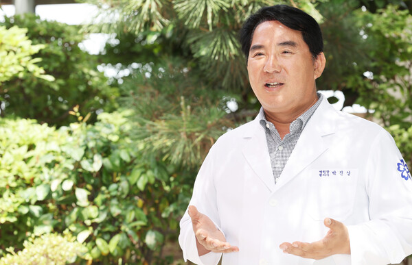 효사랑전주요양병원장과 아마존 아쿠아파크(1 ·2호점) 운영하고 있는 대표 박진상