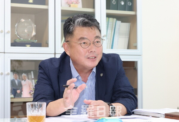 김원주 제12대 전주시의회 운영위원장.