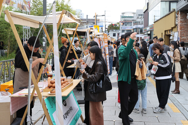 ▲ 동명커피산책에 4만여 명의 발길이 이어졌다.