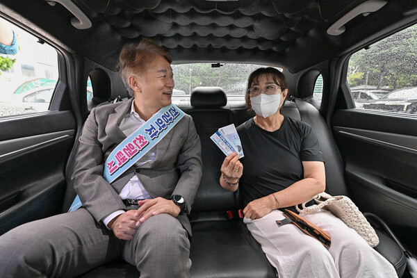 ▲ 서구는 11일 서구청 나눔홀에서 ‘2025년 혁신 우수사례 경진대회’를 열고 올 한 해 각 부서에서 추진한 우수 정책을 공유했다.