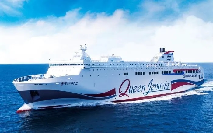 사고가 난 씨월드페리 소속의 퀸 제누비아호의 자료사진
