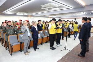 완주군, 자원봉사 열기로 만경강 마라톤 준비 ‘이상무’