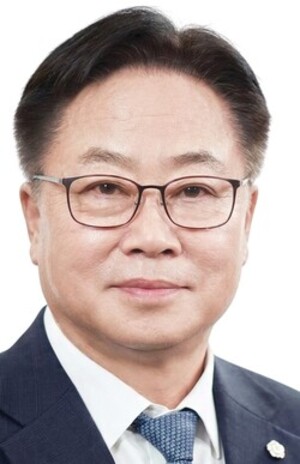 윤지홍 도의원, 남원 스마트공장 성과 점검 - 뉴스 썸네일 이미지